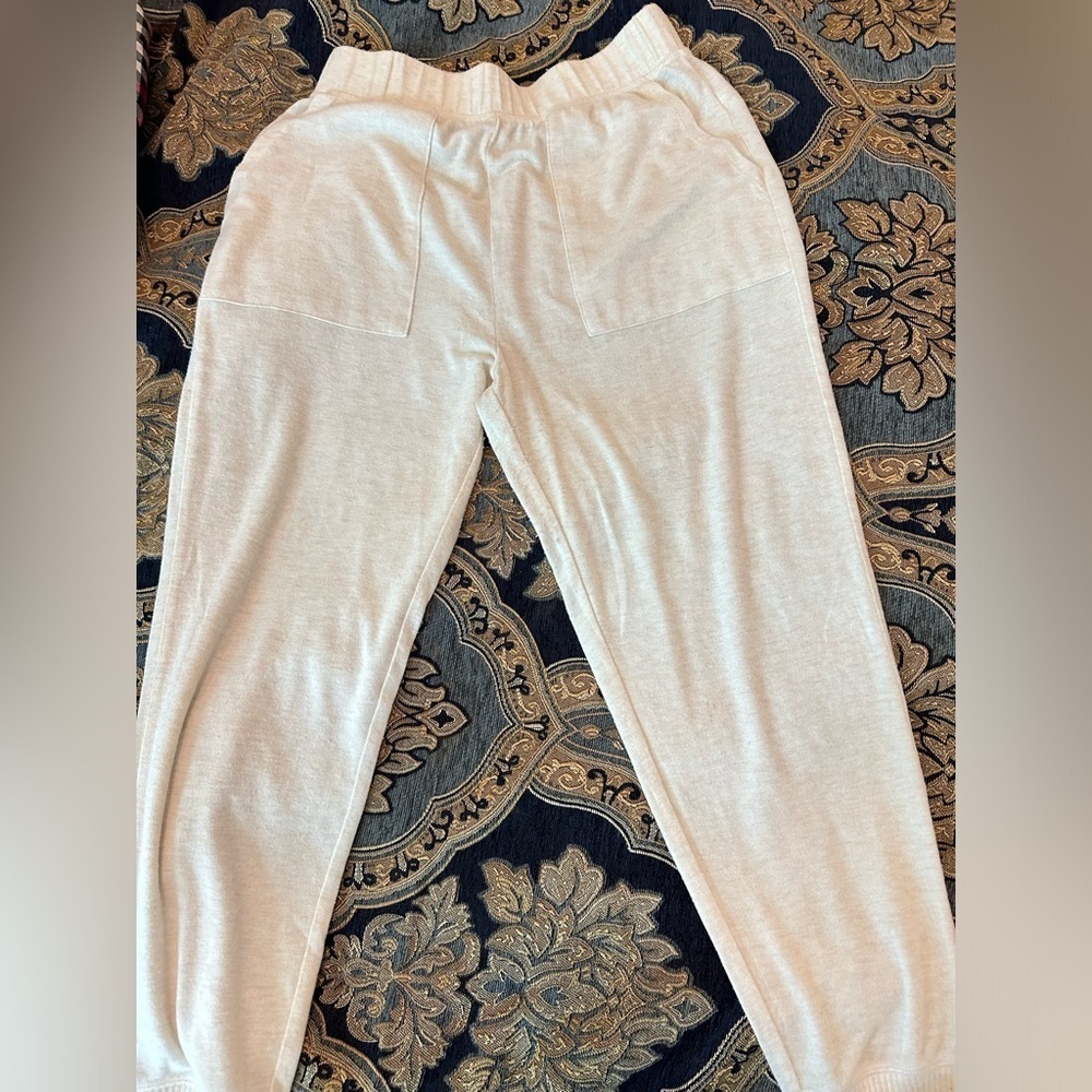 Aerie cream joggers